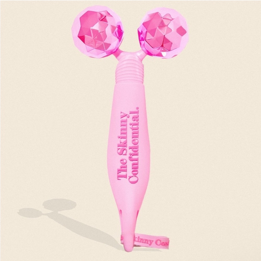 The Skinny Confidential Pink Facial Roller - Tone & Sculpt